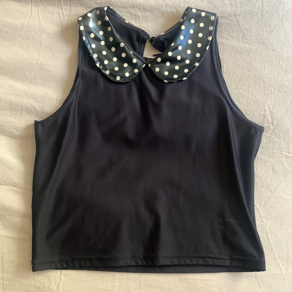 M Black Milk collared crop